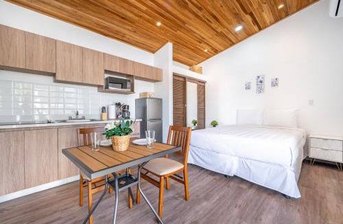 Coco Hotel | Macondo Ecolodge Heliconia - Bromelia