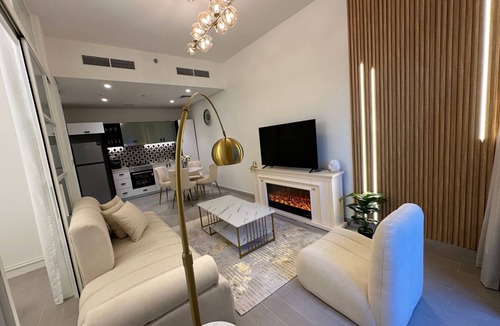 Dubai Apartment | Magnificent GolfVille PoolView 2bedroom