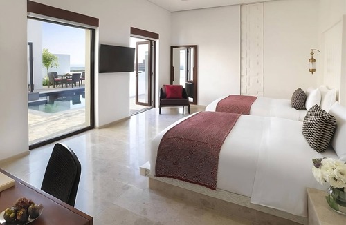 Salalah Hotel | Magnificent Living in TWO 2BR Stylish Villas w/Plunge Pool & Gardenview!
