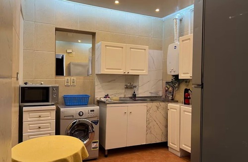 Old Cairo Apartment | Maison de Lama ~ Desert view, A/C, Comfortable