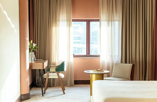 Garhoud Hotel | Majestic Cove Hotel