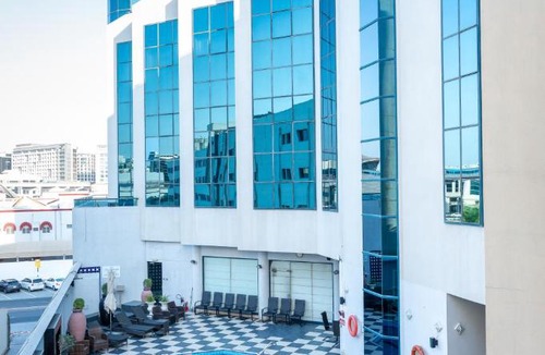Garhoud Hotel | Majestic Cove Hotel - Formerly Le Méridien Fairway