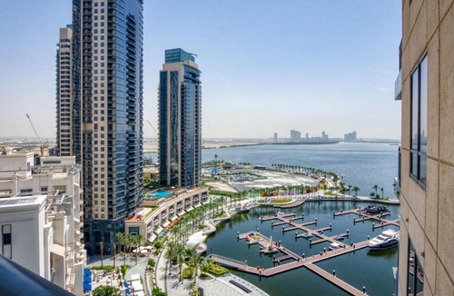Dubai Apartment | Majestic Stay at Dubai Creek Residences