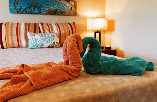 Corn Island Bed & Breakfast | Mama Lola Bed and Breakfast