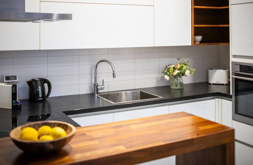 Tel Aviv City Center Apartment | Mamad Chic and Comfort stay on Iconic Sheinkin St