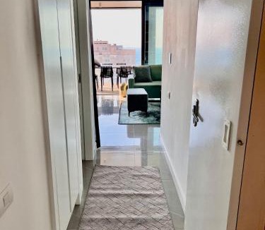Kerem HaTeimanim Apartment | Mamad Luxury Condo By Feelhome