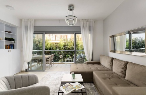Tel Aviv Apartment | MAMAD Quiet Hideaway & Terrace near Beach by FeelHome