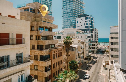 Tel Aviv Promenade Apartment | MAMAD Upscale Family Home with Balcony, Parking next to Beach by FeelHome