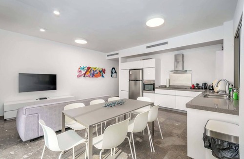 Tel Aviv Promenade Apartment | Mamma Mia 3BR in Frishman beach by HolyGuest