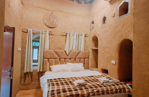 Nizwa Hotel | Manazil Inn نزل المنازل