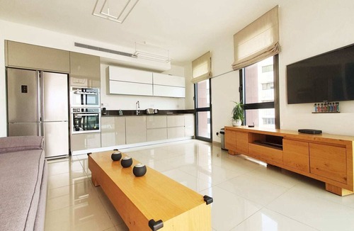 Jaffa Apartment | Maon Rubis - Two Bedroom Apartment, Sleeps 5