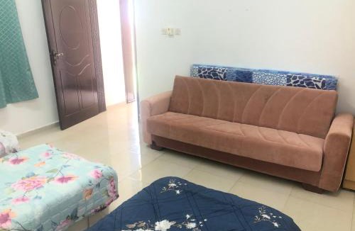 Masirah House | Masirah oyster