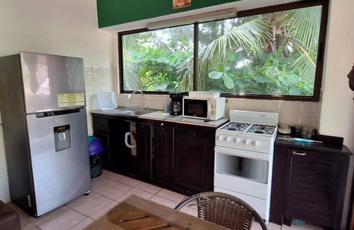 Santa Cruz Apartment | Massai Apartments #8 sleeps 2