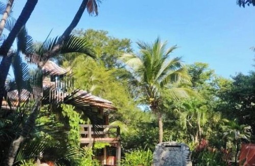 Santa Cruz Apartment | Massai Apartments #9 sleeps 2