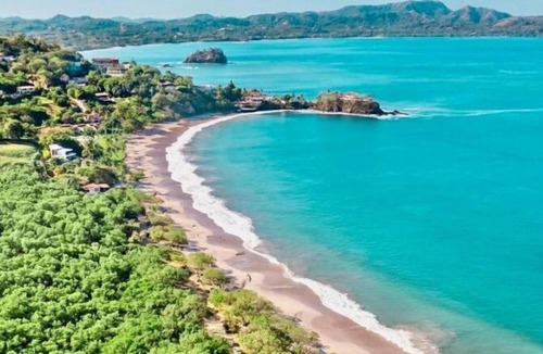Santa Cruz Apartment | Massai Apartments #9 sleeps 2