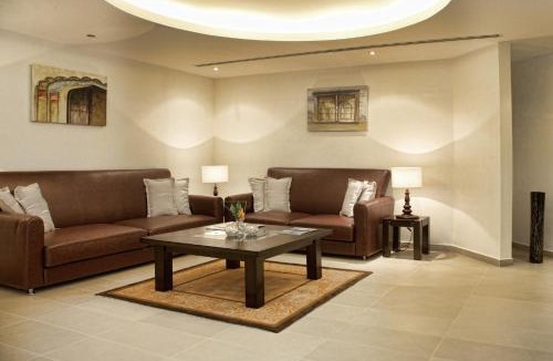 Al Mafraq Hotel | Metropolitan Al Mafraq Hotel