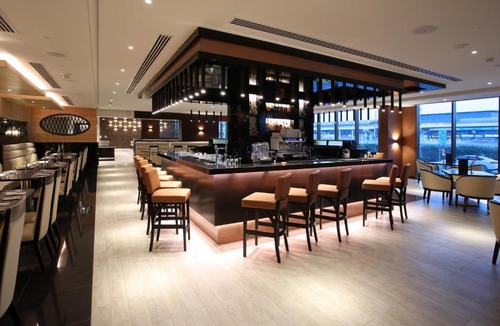Sheikh Zayed Road Hotel | Metropolitan Hotel Dubai