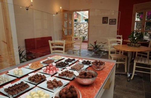 Miilya House | Mi'ilya CHOCOLATE HOUSE Guest house