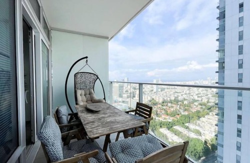 Tel Aviv Apartment | Midtown Tel Aviv Luxury Apartment