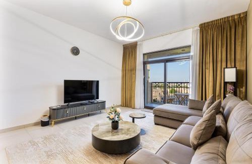 Umm Suqeim 3 Apartment | Mira Holiday Homes - Luxury 1 BR in Madinat Jumeirah