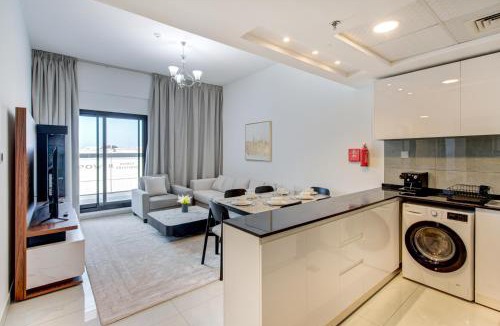 Discovery Gardens Apartment | Mira Holiday Homes -Newly 2 bedroom close to metro.