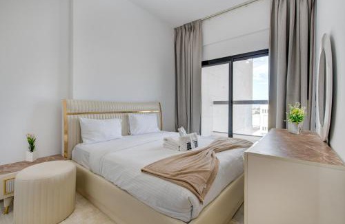 Discovery Gardens Apartment | Mira Holiday Homes -Newly 2 bedroom close to metro.