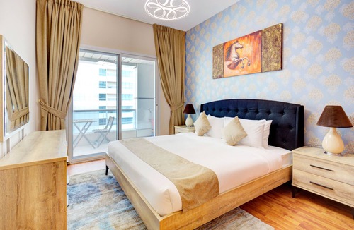 Dubai Marina Apartment | Modern 01 BR Apartment in Marina Diamond 1- Dubai Marina