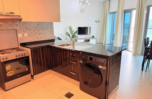 Dubai Apartment | Modern 1-bedroom apartment with fitness room, swimming and Sauna