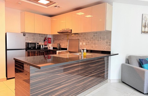 Dubai Apartment | Modern 1-bedroom apartment with fitness room, swimming and Sauna
