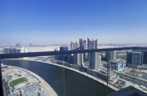 Downtown Dubai Apartment | Modern 1 Bedroom Apartment, Business Bay Dubai