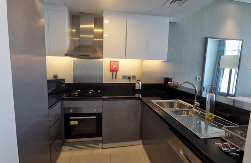 Downtown Dubai Apartment | Modern 1 Bedroom Apartment, Business Bay Dubai