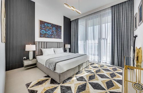 Dubai Apartment | Modern 1BDR in Creek with Amazing View, High Floor