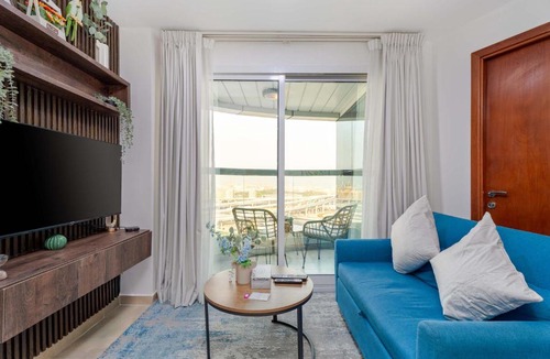 Jumeirah Lake Towers Apartment | Modern 1BR with City View - Balcony - Near Metro