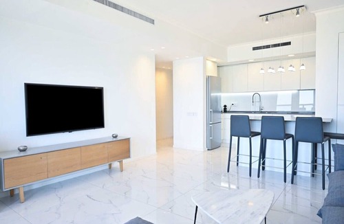 Neve Tzedek Apartment | Modern 2BR Amazing Sea View W/Parking by HolyGuest