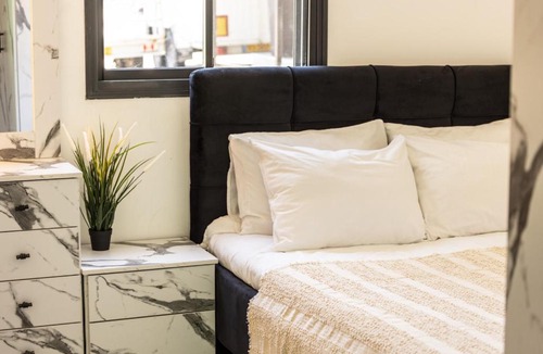 Haifa Apartment | Modern 2BR Apartment Near Baháʼí Gardens Haifa