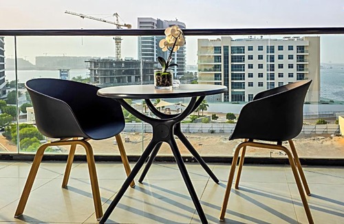 Al Raha Beach Apartment | Modern 2BR Vera - Al Raha Retreat