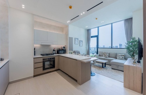 Jumeirah Village Circle Apartment | Modern 1 Bed l Private Pool l Community Views