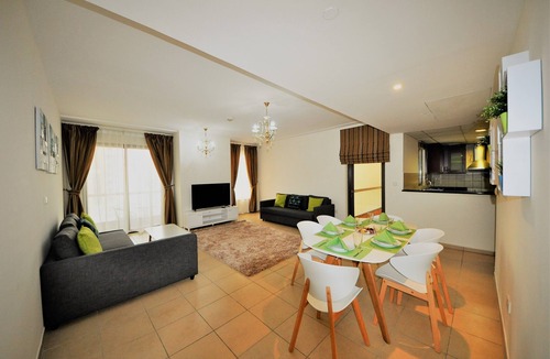 Jumeirah Beach Residence Apartment | Modern and cosy apartment next to the beach