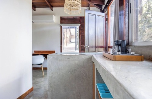 Playa Grande Apartment | Modern and spacious King studio w/AC, kitchen, pool