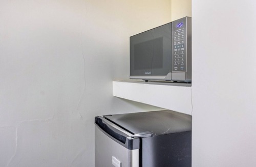 Playa Grande Apartment | Modern and spacious King studio w/AC, kitchen, pool