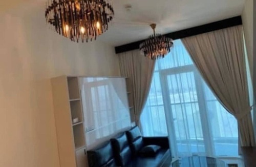 Downtown Dubai Apartment | Modern apartment near the airport - Comfort for 2 to 4 travelers