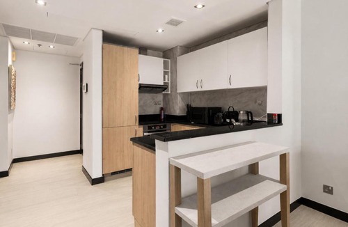 Jumeirah Beach Residence Apartment | Modern Design 1 Bedroom Apartment, Pool Access