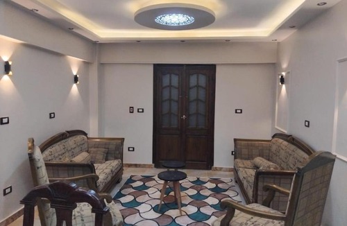 Ad-Dukhaylah Apartment | Modern Entire studio, few steps from the sea with garden view Balcony and Free Wi Fi in Alexandria