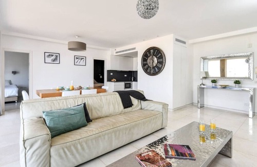 Herzliya Pituach Apartment | Modern Gem with Stunning Balcony