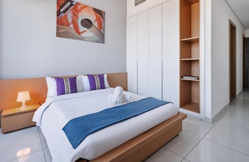 Dubai Apartment | Modern Studio with Dubailand Views