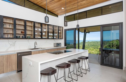 Rio Seco Villa | Modern Villa with Stunning Views of Las Catalinas perfect for families