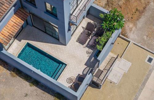 Las Catalinas House | Modern Villa with Private Pool