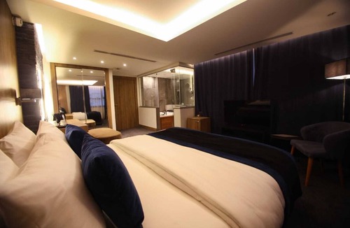 Al Jubeiha Hotel | Monarch Hotel Amman