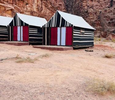 Wadi Rum Bed & Breakfast | moon city camp with sunrise