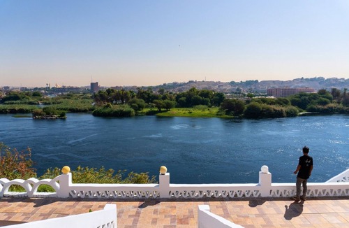 Aswan House | Moon of Nuba – Private Riverside Retreat with Nile Access & Breakfast